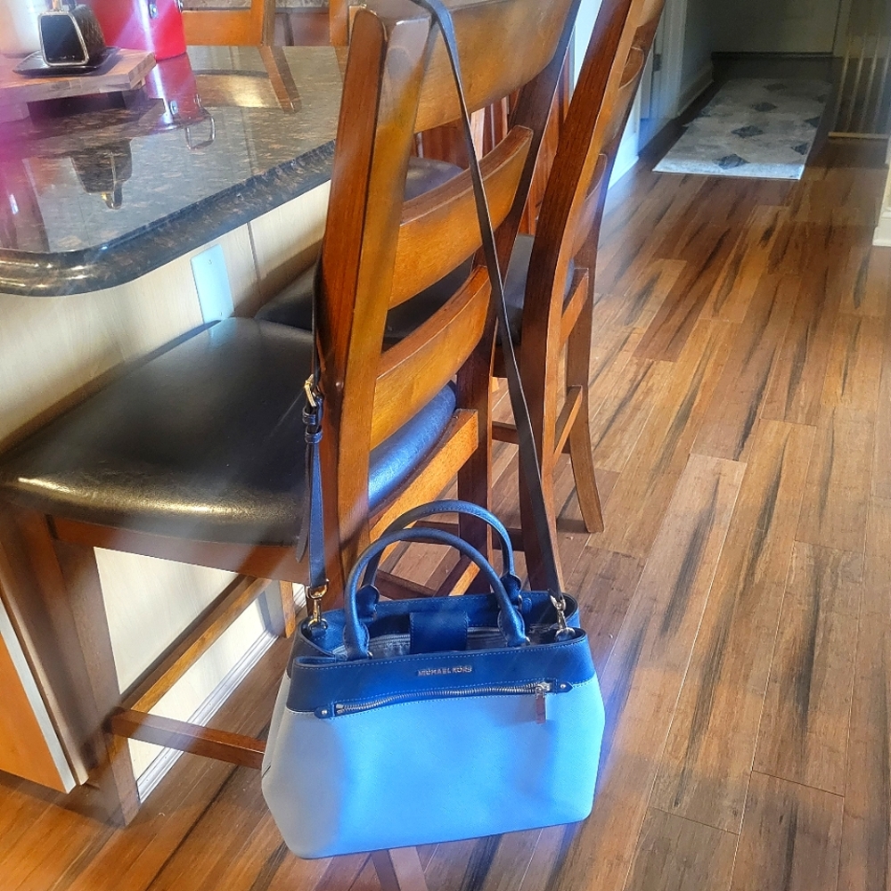 Michael Kors Hailee Medium Satchel Navy and Light Blue.